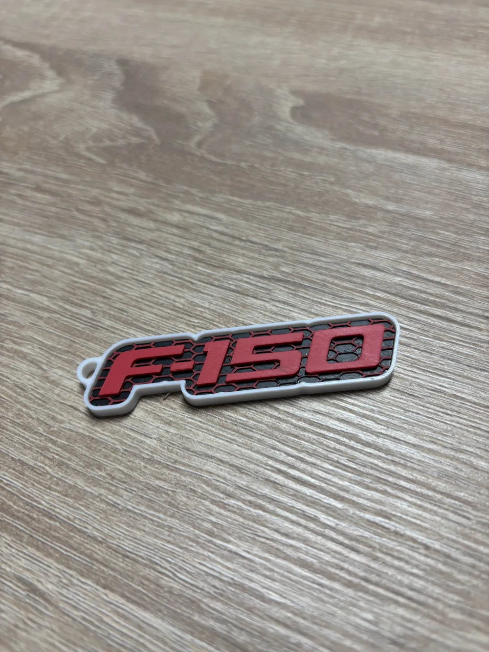 Ford stílusú színes kulcstartók