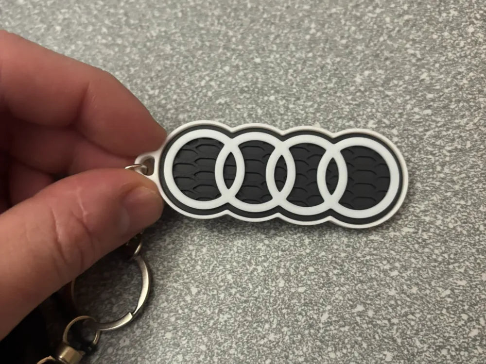 Audi stílusú kulcstartók